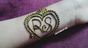 :).tattoo love is a very classy and clean. Pin By Shainaaz On Mehndi Designs Henna Designs Mehndi Designs Mehndi Images