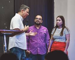 Pastor Miguel Arrázola added a...