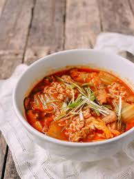 Quick And Easy Kimchi Ramen Recipe Kimchi Ramen Ramen Recipes Food