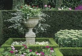 Pin By Troy Rhone Garden Design On Parterres In 2020 Formal Garden Design Garden Design Formal Garden