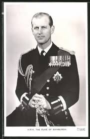 Der buckingham palast teilte mit, dass er am freitagmorgen friedlich im schloss der duke von edinburgh war vor einigen wochen in einer spezialklinik am herzen operiert worden und hatte mehrere wochen im krankenhaus verbracht. Ak Prinz Philip Von England The Duke Of Edinburgh In Uniform Nr 8322843 Oldthing Ansichtskarten Adel Personlichkeiten Adel Ausland