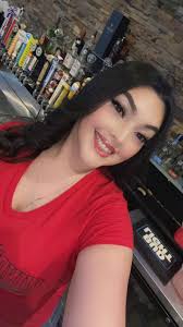 Are there any restaurants hiring bartenders hiring