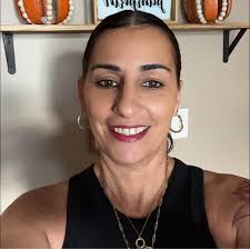 Looking for party decorator recommendations (preferably someone you have  personally worked with) for a baby shower. I have been reaching out to some  and have to wait days in between responses just