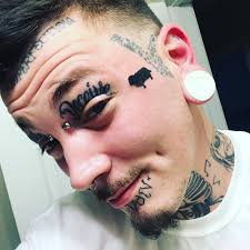 Drew Button (@self_drew_tattoo) • Instagram photos and videos