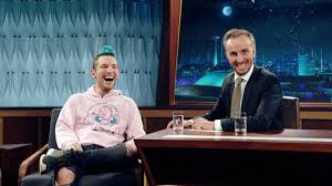 Search, discover and share your favorite neo magazin royale gifs. Bohmermann Verabschiedet Seine Show Neo Magazin Royale Und Es Bleiben Die Aufreger Stern De