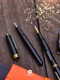 The ink it comes with is inconsistent as it skips a lot and smells like mold. Wancher 1940s Japanese Vintage Fountain Pen Japanese Fountain Pens Vintage Japanese Fountain Pen