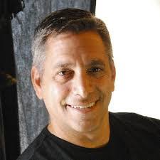 Shawn Peeples's Instagram, Twitter & Facebook