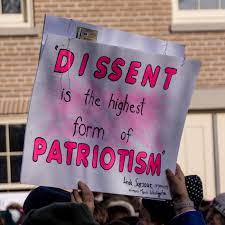 File Dissent Is The Highest Form Of Patriotism Womensmarch Womensmarch2018 Senecafalls Ny 28029098719 Jpg Wikimedia Commons