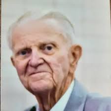 Obituary information for Clifford Eugene Holderbaum
