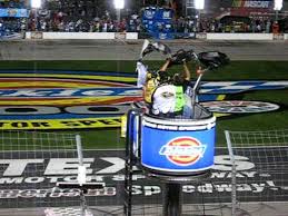 It's almost funny to me how much money you can earn, and it is surprising the kinds of things people will pay for! Flagman Shows How It S Done Youtube