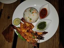Medan ikan bakar yang dikenali sebagai ikan bakar alai ataupun ikan bakar crystal bay ini juga sering menjadi tumpuan. My Time At The Neem Grill Was So Amazing The Food Was Awesome And The Experience And Vibe Was S Picture Of The Neem Grill Accra Tripadvisor