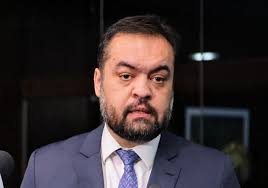 Castro rebate operação da PF e diz que encontro em NY, patrocinado pela  Refit, teve presença de ex-presidente do STF