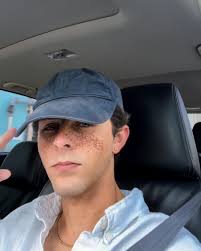 Avery Blackburn (@averytblackburn) • Instagram photos and videos