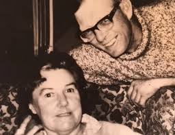 Crooked Devon undertaker kept hold of ashes