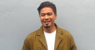 Saya enggak bisa ngomong, kata bams dalam kanal kh entertainment di youtube, jumat (26/3). Alasan Bams Eks Samsons Lebih Pilih Ibu Untuk Duet Dibanding Istri Okezone Celebrity