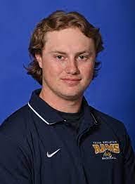 Kyle Looper's Instagram, Twitter & Facebook