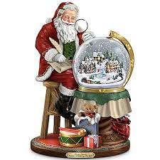 Des lumières de noël super chaleureuses. Thomas Kinkade Snow Globes Figurines De Noel Boule De Neige Papa Noel