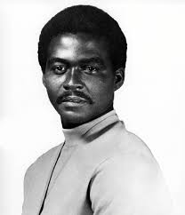 Holt: Lección de Humildad por Larry (ACR)