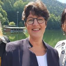 Christine Denner's Instagram, Twitter & Facebook