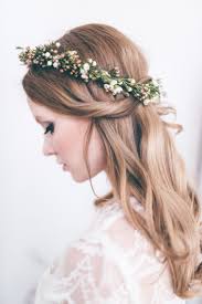 Bridesmaids Hochzeit Frisuren Blumenkranz Hochzeit Frisuren Blumen Frisur Hochzeit