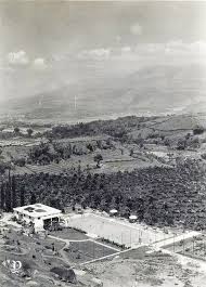 Pemandangan Batu Dari Kolam Renang Selecta Di Lereng Arjuno Jawa Timur Sekitar 1934 Pemandangan Sejarah Kolam