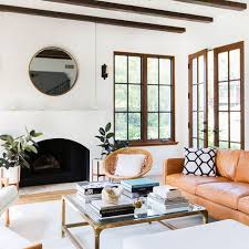 It makes the color can cope both with traditional or modern decor beautifully. 11 Modern Living Rooms That Are Warm And Inviting