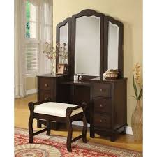 With bedroom and makeup vanity sets you can get both the vanity and the stool for seating with one simple purchase. Pin By Bad Girl On Zahra In 2020 Vanity Table Set Vanity Set Bedroom Vanity