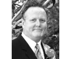 Donald Llewellyn's Instagram, Twitter & Facebook