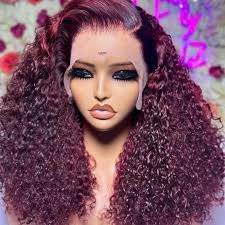 Anna Anacleto's Instagram, Twitter & Facebook