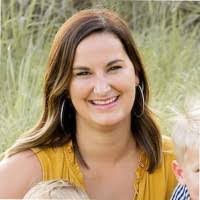 Courtney Galvan's Instagram, Twitter & Facebook