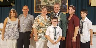 See what silke gregoritsch (sgregoritsch) has discovered on pinterest, the world's biggest collection of ideas. Bruhl Vochem Ein Schutzenkaiser In Vochem Jurgen Behringer Neuer Schutzenkonig Rheinische Anzeigenblaetter De