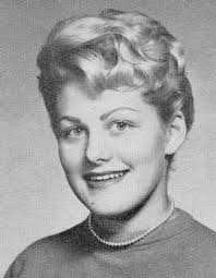 Donna Fox's Instagram, Twitter & Facebook