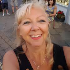 So many cherished memories came flooding back as I visited my old primary  school in Solihull 📚 A lot has changed for both the school & me since  then, but one thing