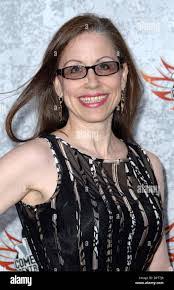 Vicki Scott's Instagram, Twitter & Facebook