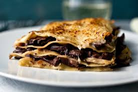This Lasagna Tastes Very Rich Even Though It Really Isn T It Combines An Olive Oil Bechamel With A Simple Mushr Mushroom Lasagna Recipe Recipes Lasagna Recipe