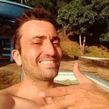 Stream Douglas Reis music