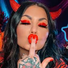 In august 2020, they even launched the venice fling bailey sarian x estate eyeshadow. Bailey Sarian On Twitter I Want A Tattoo