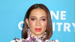 Big Mouth's Maya Rudolph Wins First Emmy For Character Voice-Over :  r/television