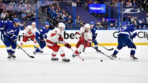 Tb sports offers the best selection of tampa bay lightning apparel for men, women, kids, and pets in all shapes and sizes for every fan. Nhl Playoffs Daily 2021 Tampa Bay Lightning On Verge Of Closing Out The Carolina Hurricanes Abc11 Raleigh Durham