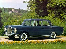 Pin By Fitri Anggraini On Automobilia Mercedes Benz 220 Mercedes Benz Maybach Mercedes Benz Classic