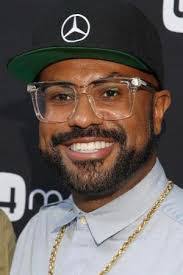 Tj Lewis's Instagram, Twitter & Facebook