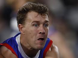 AFL trade news 2024: Jack Macrae, Bailey Smith future at Western Bulldogs,  Luke Beveridge