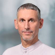 Isabel Hirsch's Instagram, Twitter & Facebook