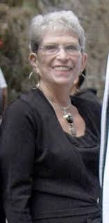 Linda Tunis's Instagram, Twitter & Facebook