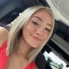 Caitlyn Hill and Samuel Kiessling's Wedding Website