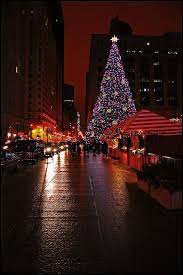 Daley Plaza Christmas Tree Chicago Christmas Christmas Lights Christmas In The City