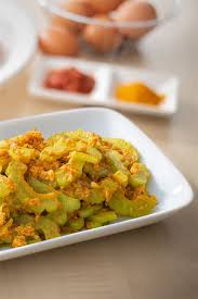 Sekarang jom kita try peria yang dimasak dengan salted egg pulak. Cara Masak Peria Telur Masin