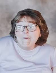 Sarah Putman's Instagram, Twitter & Facebook