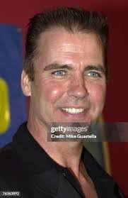 Eddie Stuart's Instagram, Twitter & Facebook