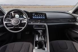 195 كيلو متر فى الساعة الواحدة. Ù‡ÙŠÙˆÙ†Ø¯Ø§ÙŠ Ø§Ù„Ù†ØªØ±Ø§ 2021 Hyundai Elantra ØªØ¹Ø±Ù Ø¹Ù„Ù‰ Ø§Ù„Ø³Ø¹Ø± ÙˆØ§Ù„Ù…ÙˆØ§ØµÙØ§Øª ØµÙˆØ±